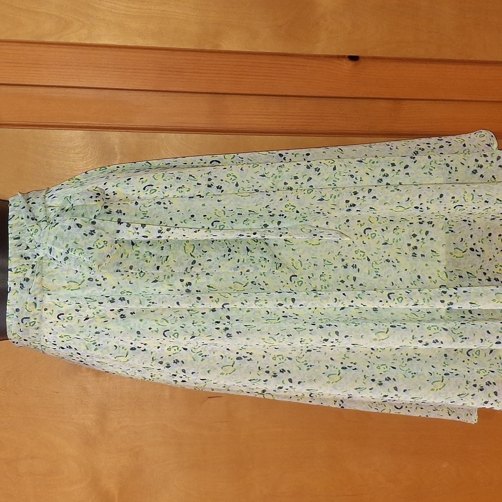 Mix Nouveau Pull On Skirt Size L.  Lined